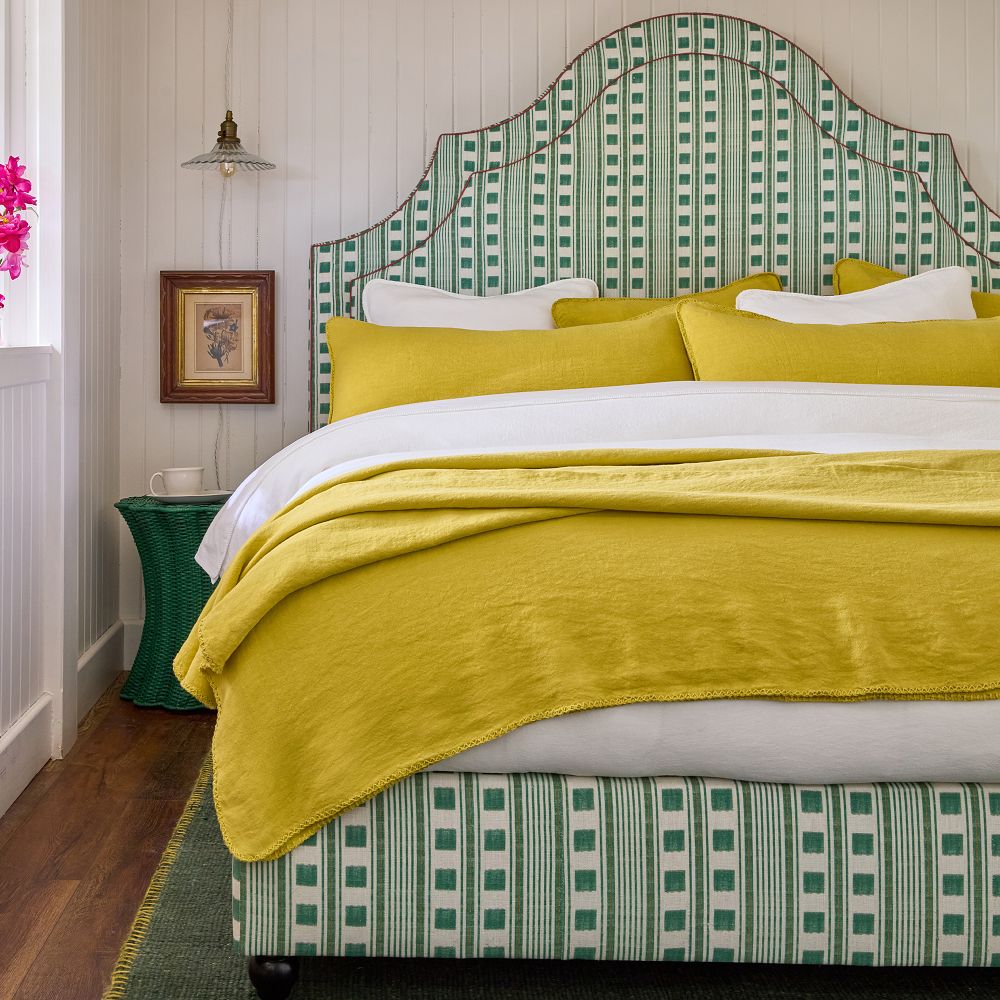 Elizabeth Upholstered Bed