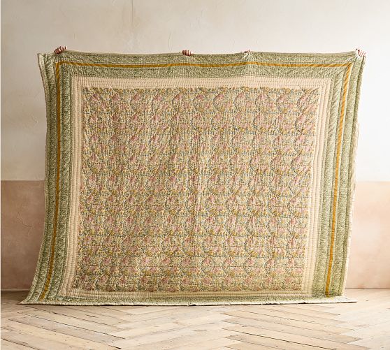 Goldie Cotton Printed Quilt, Queen/King
