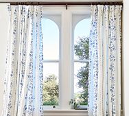 Gracie Printed Pleated Curtain
