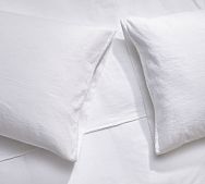 Aila Linen Sheet Set