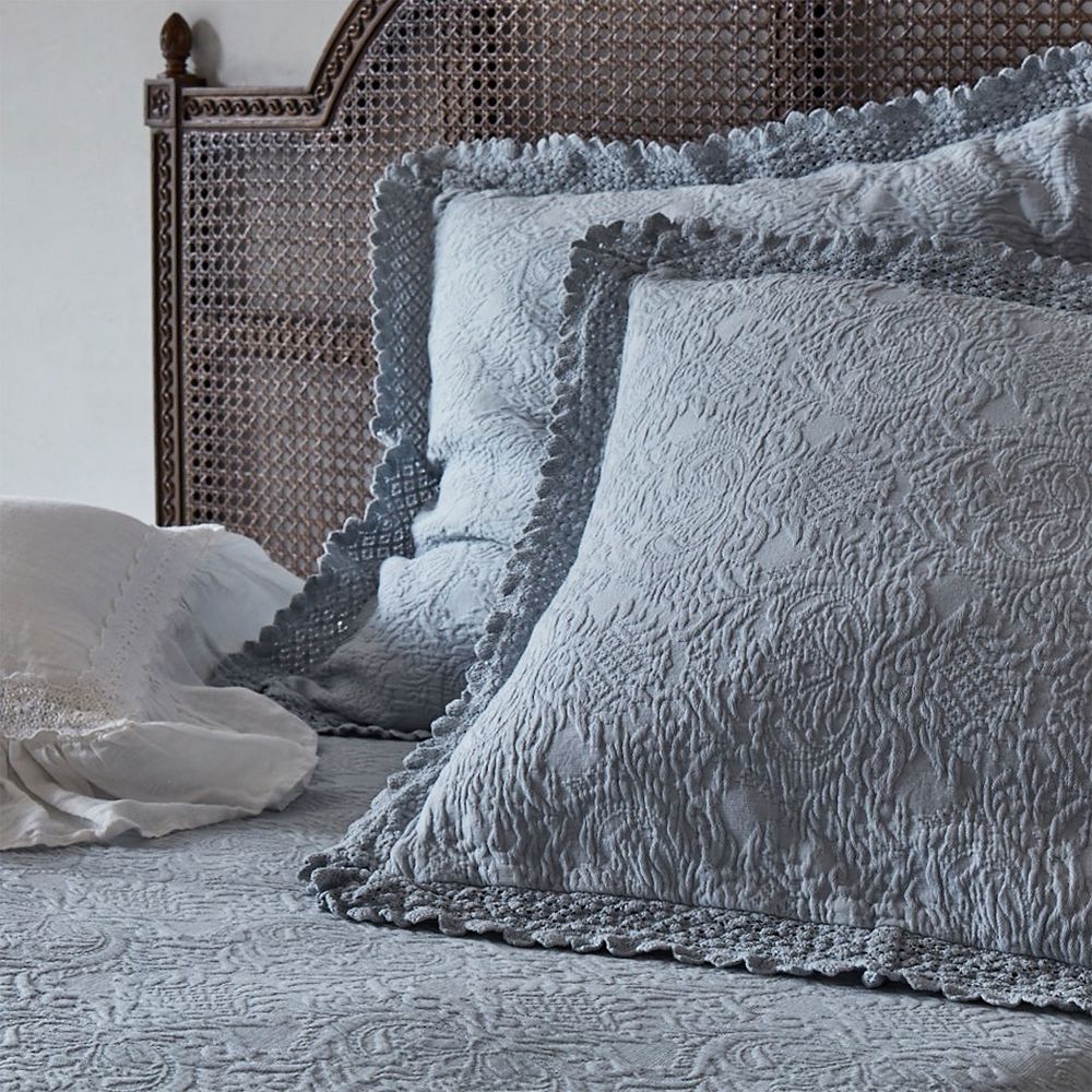 Matelasse Crochet Trim Shams