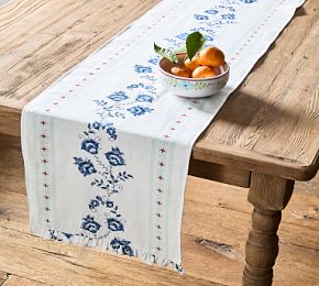 Gracie Ruffle Runner