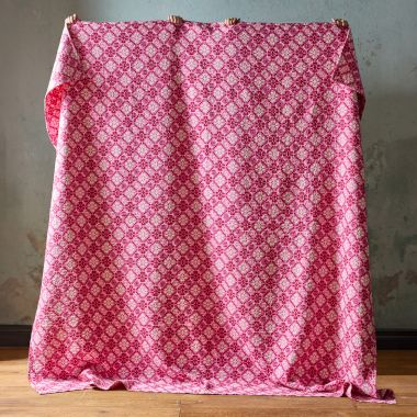 Coverlets & Throws image