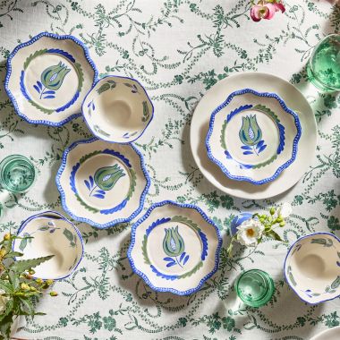 Bright Floral Tablescape