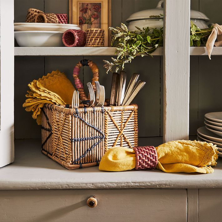 Open Weave Caddy