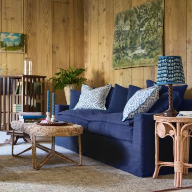 Sofas &amp; Sectionals