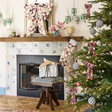The Holiday Shop